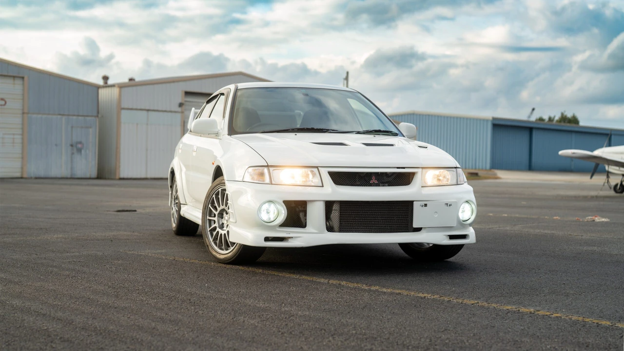 2000 Mitsubishi Lancer Evolution VI 6th Gen - Image 25 of 31