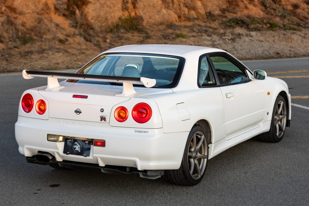 1999 Nissan R34 Skyline GT-R 10th Gen - Image 28 of 31