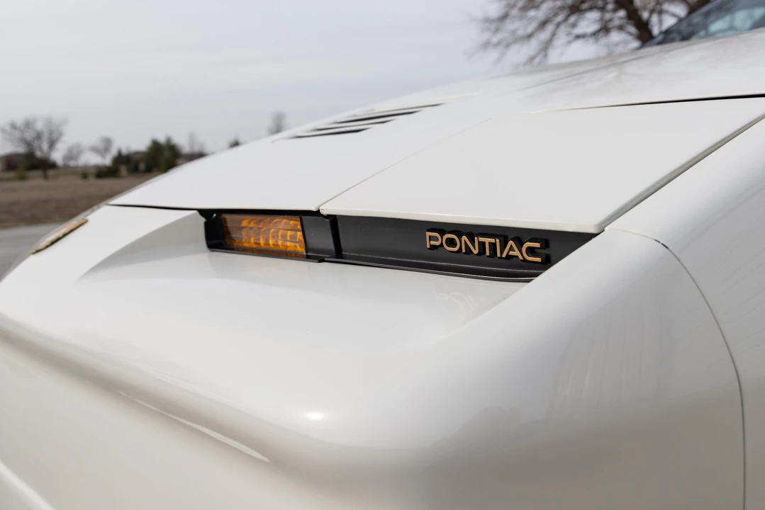 1989 Pontiac Firebird Trans Am 3rd Gen - Image 31 of 31