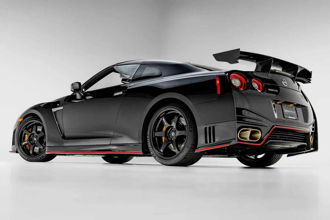 2016 Nissan R35 GT-R NISMO - Image 14 of 31
