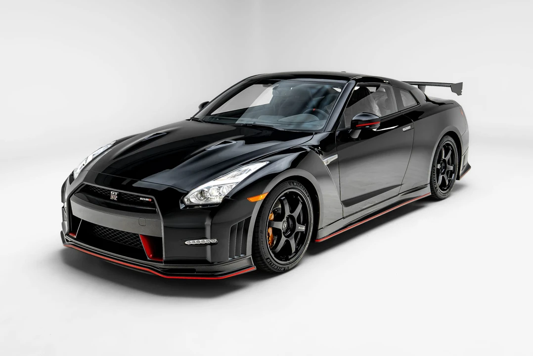 2016 Nissan R35 GT-R NISMO - Image 2 of 31