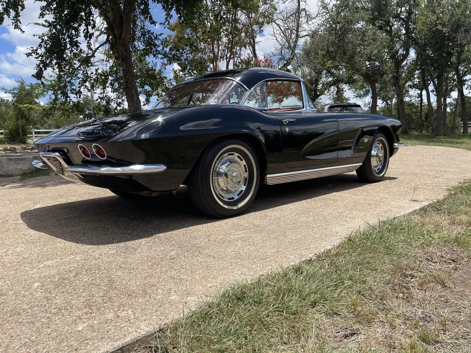 1962 Chevrolet Corvette C1 - Image 14 of 31