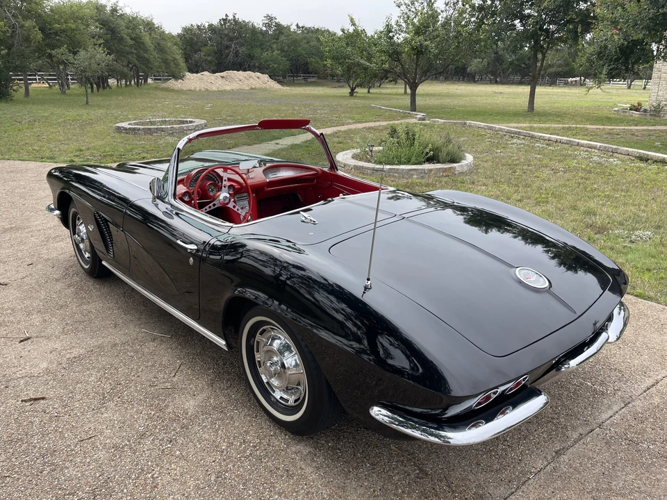 1962 Chevrolet Corvette C1 - Image 9 of 31