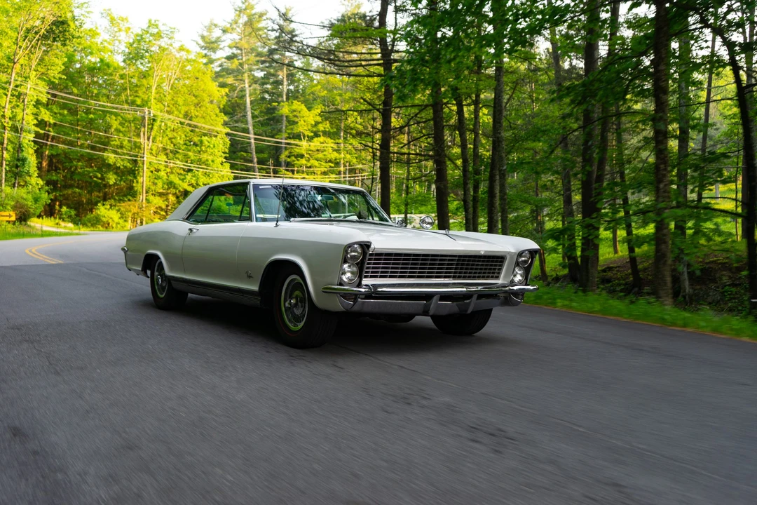 1965 Buick Riviera 1st Gen - Image 23 of 31