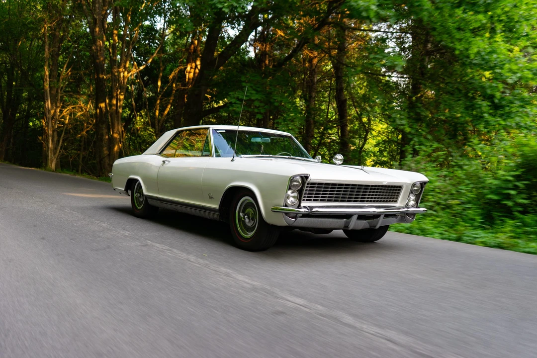 1965 Buick Riviera 1st Gen - Image 22 of 31