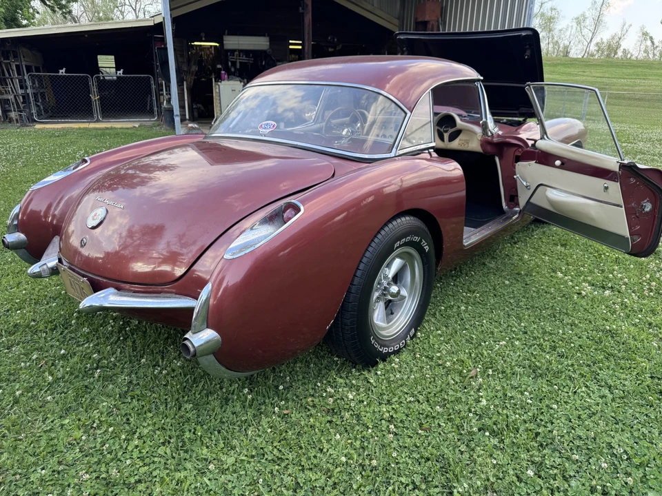 1957 Chevrolet Corvette C1 - Image 13 of 31