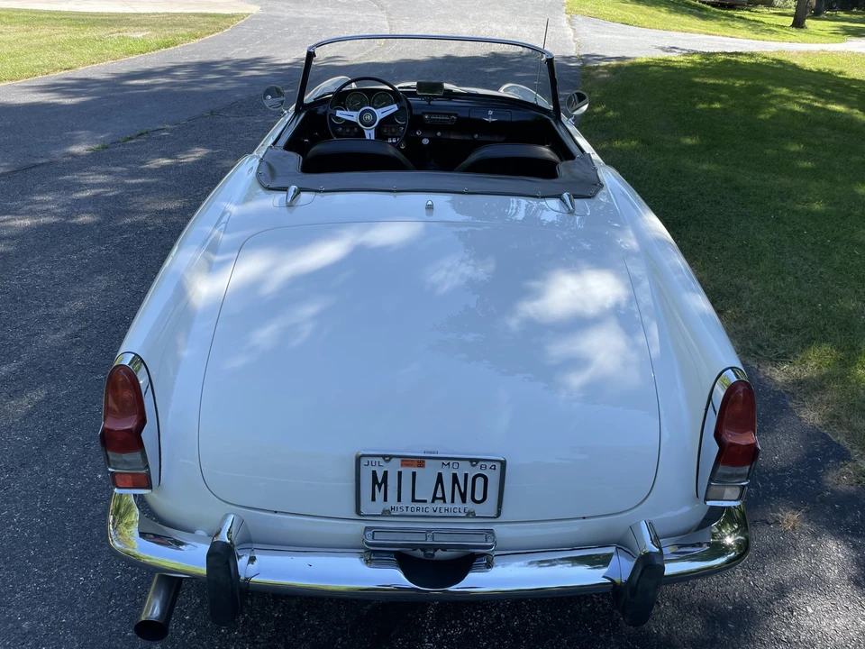 1960 Alfa Romeo 102-Series 2000 - Image 9 of 31