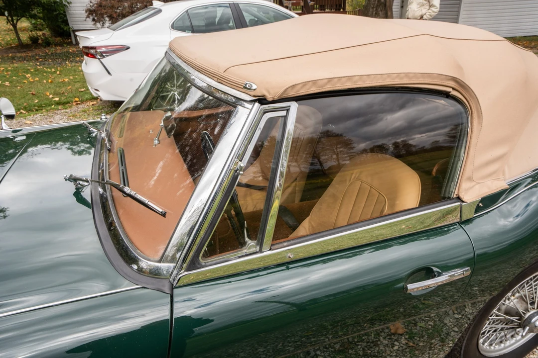 1964 Austin-Healey 3000 Mark II - Image 28 of 31