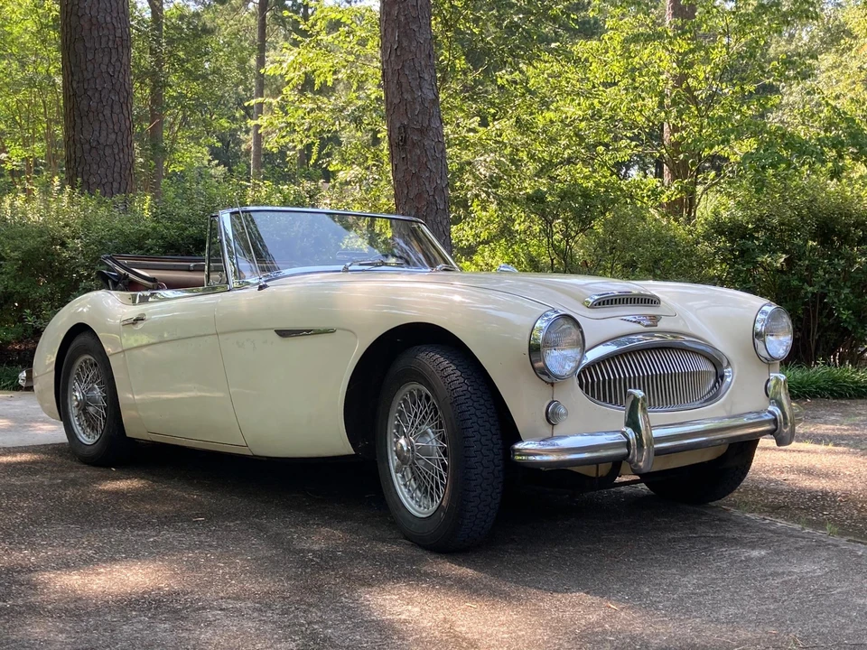 1964 Austin-Healey 3000 Mark III - Image 3 of 31