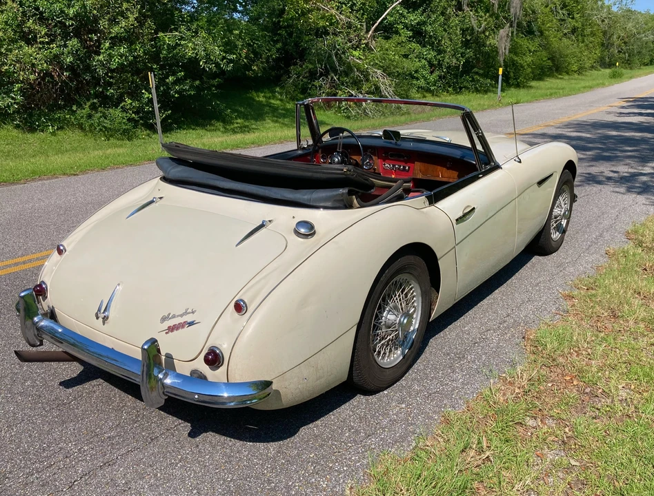 1964 Austin-Healey 3000 Mark III - Image 10 of 31