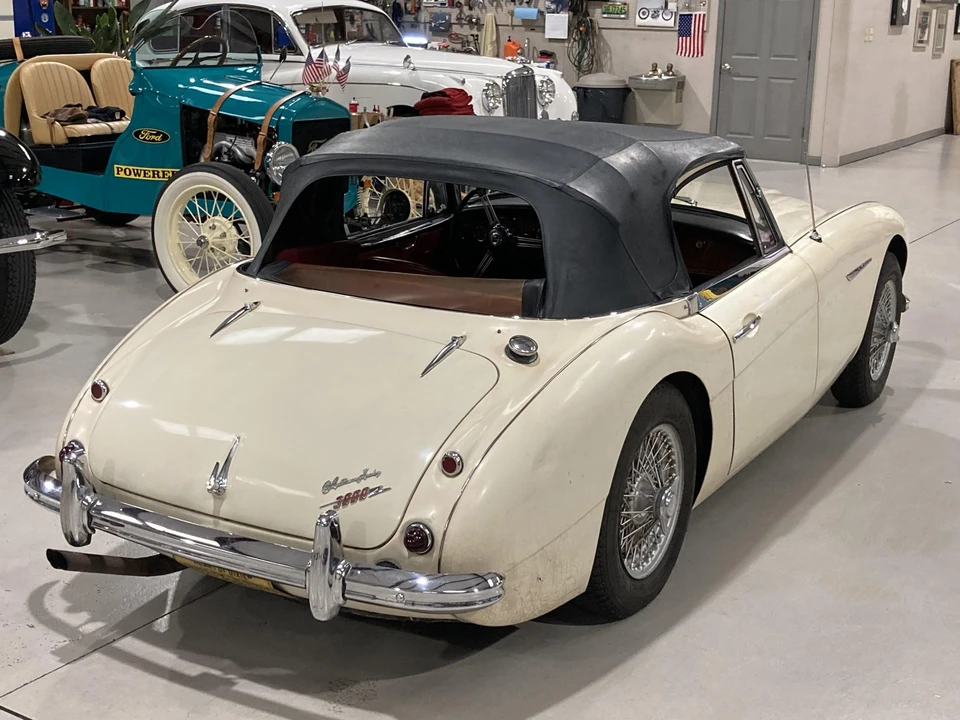 1964 Austin-Healey 3000 Mark III - Image 20 of 31