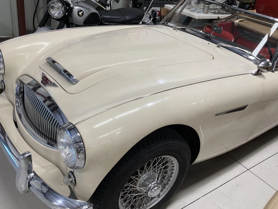 1964 Austin-Healey 3000 Mark III - Image 25 of 31