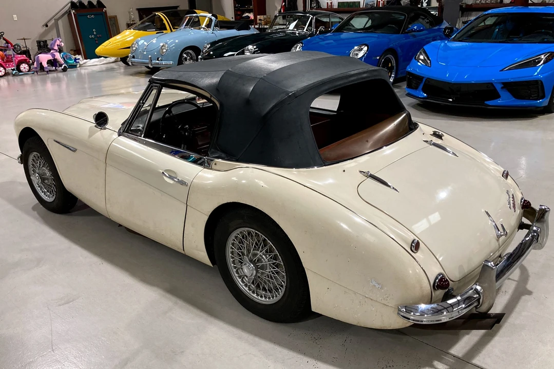 1964 Austin-Healey 3000 Mark III - Image 19 of 31