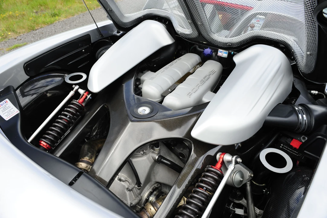 2004 Porsche Carrera GT - Image 14 of 23