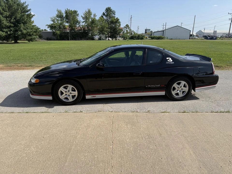 2002 Chevrolet Monte Carlo 6th Gen - Image 16 of 31