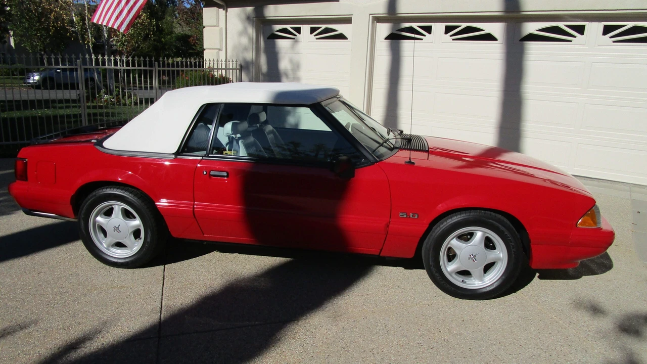 1993 Ford Mustang 3rd Gen - Image 11 of 31