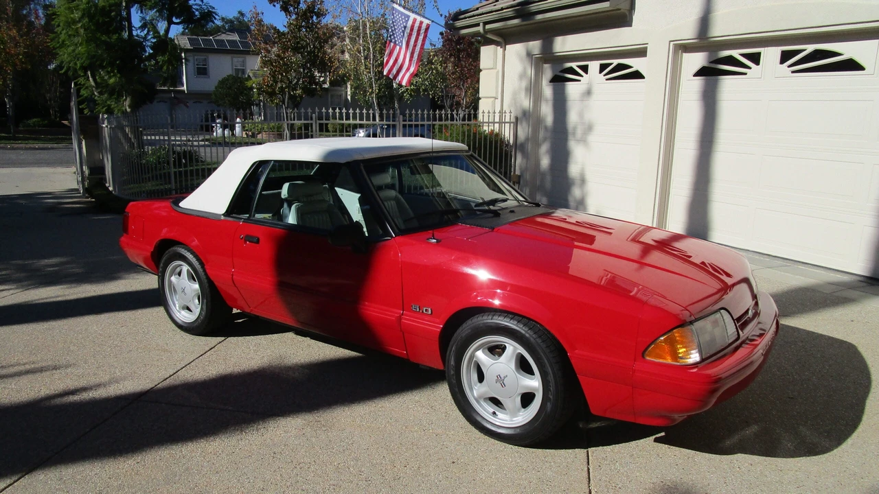 1993 Ford Mustang 3rd Gen - Image 12 of 31