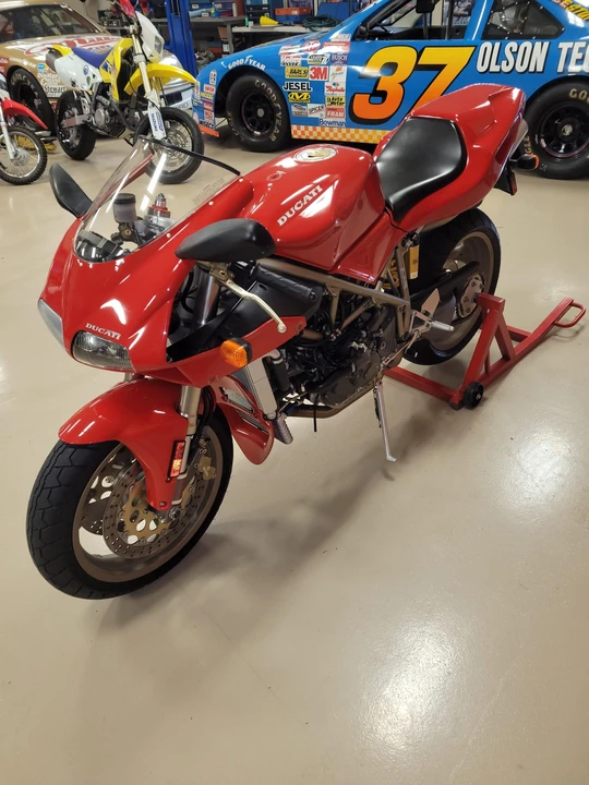 1995 Ducati 916 - Image 12 of 31