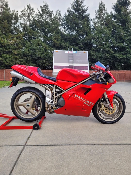 1995 Ducati 916 - Image 9 of 31
