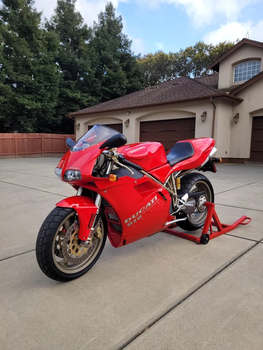 1995 Ducati 916 - Image 2 of 31