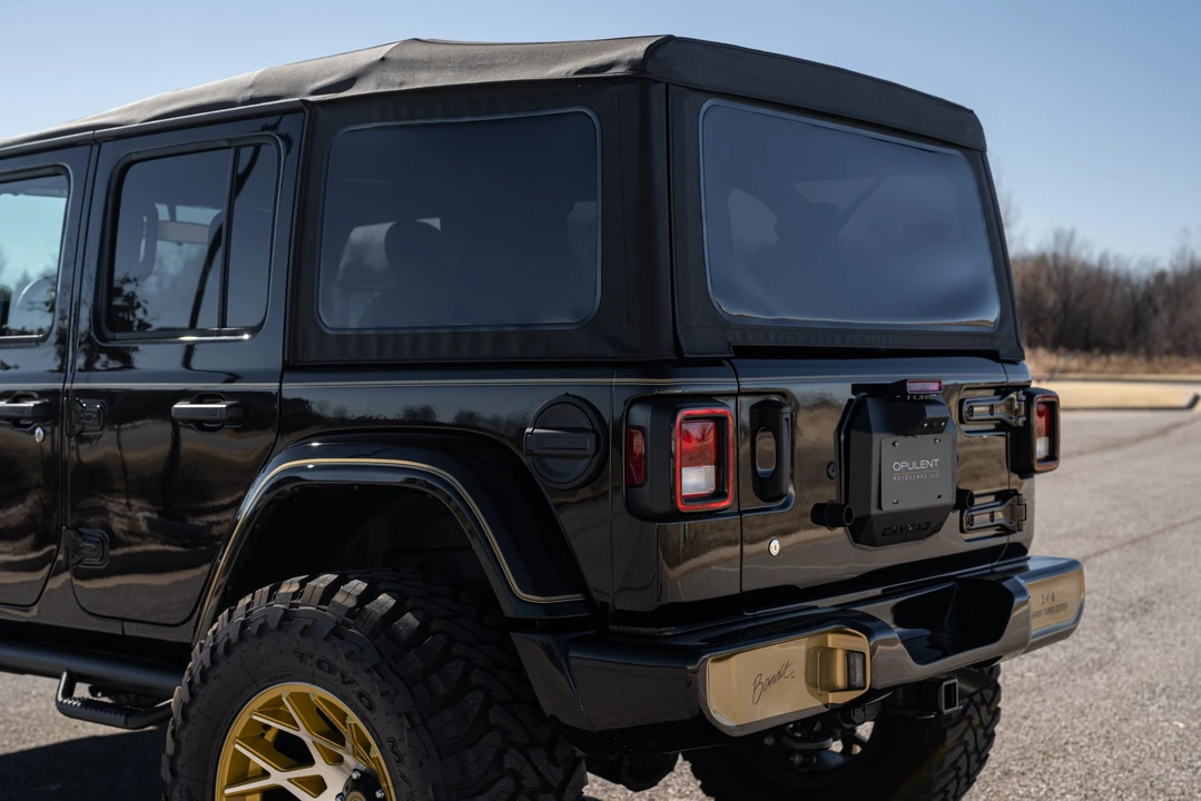2018 Jeep JL Wrangler - Image 15 of 31