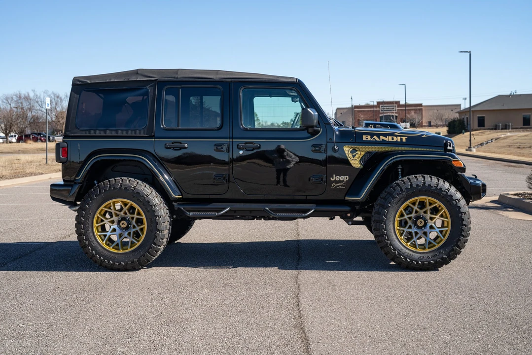 2018 Jeep JL Wrangler - Image 5 of 31