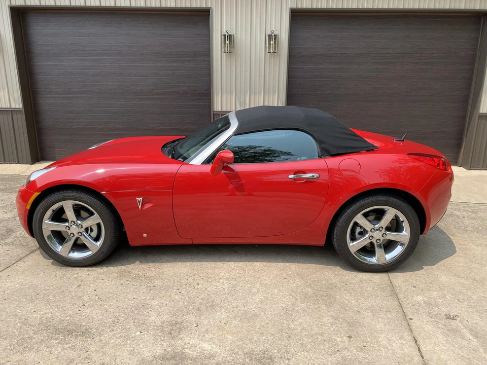 2007 Pontiac Solstice - Image 18 of 31