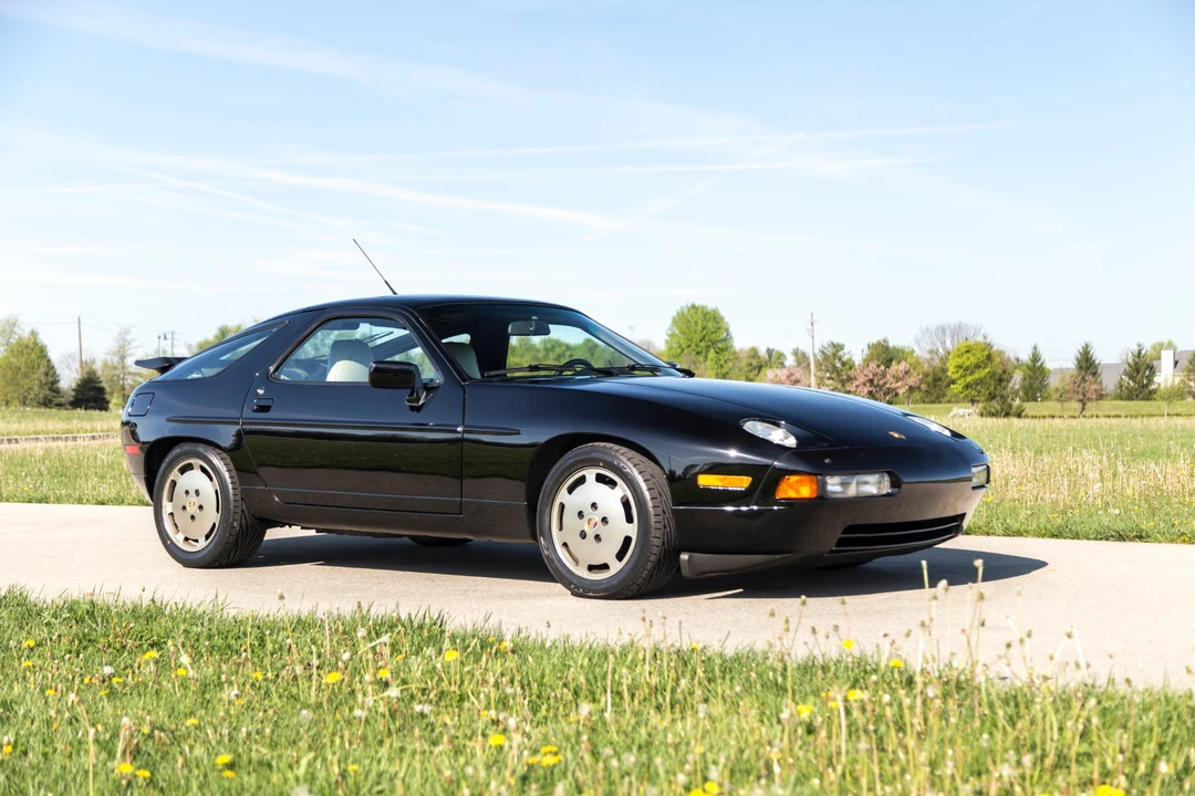 1989 Porsche 928 S4 - Image 4 of 31