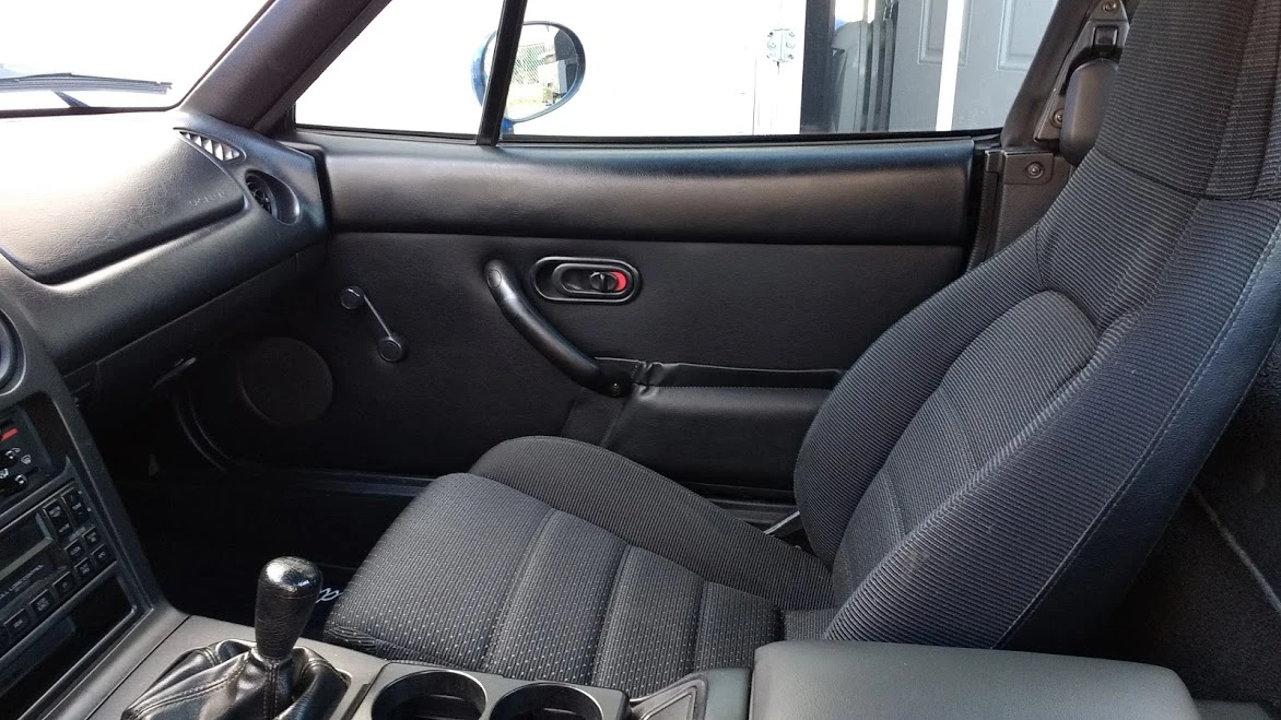 1995 Mazda NA MX-5 Miata - Image 27 of 31