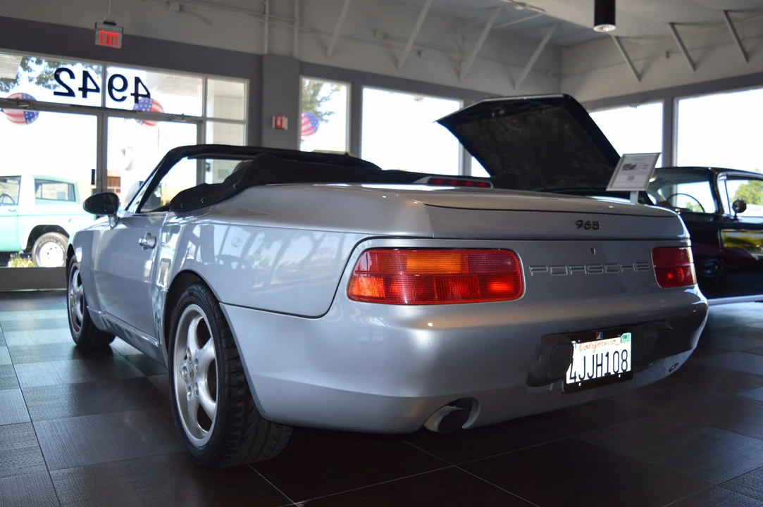 1995 Porsche 968 - Image 5 of 31