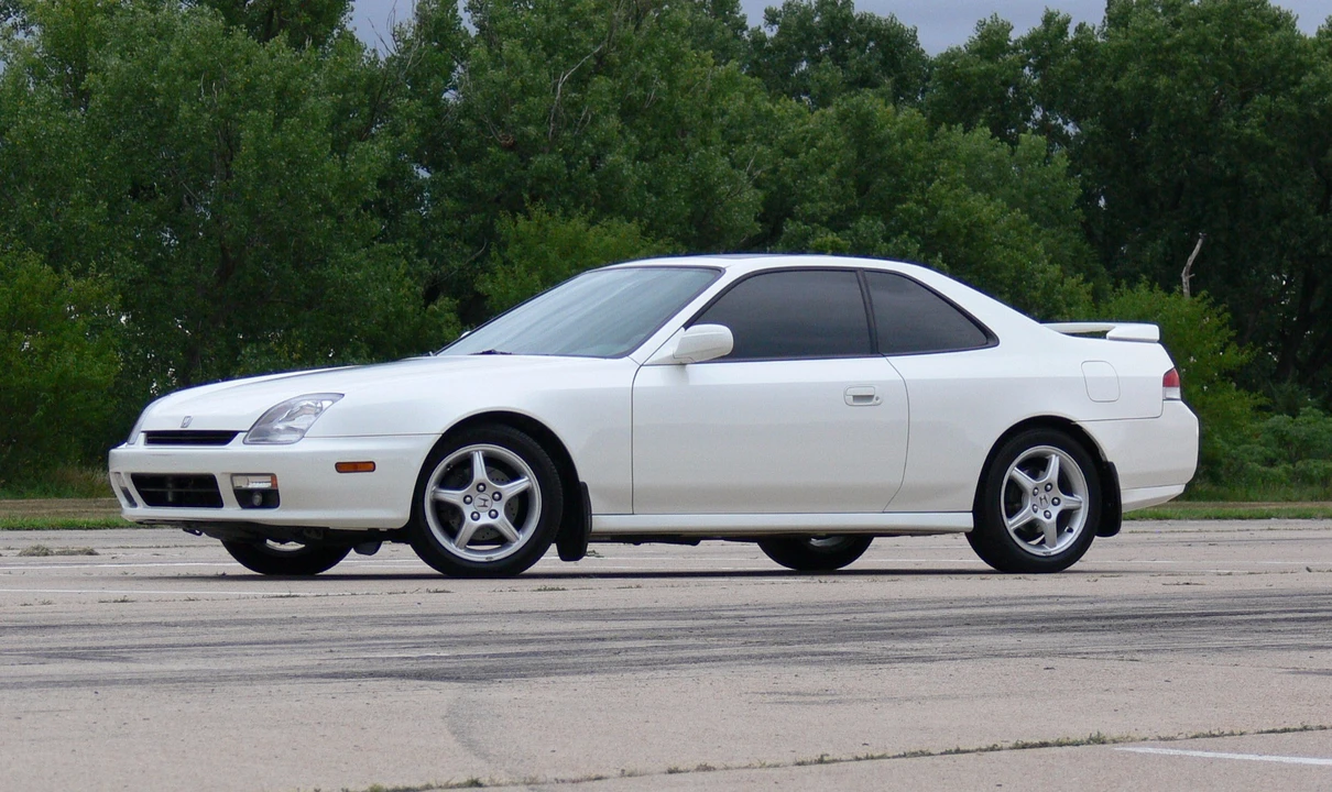 1998 Honda Prelude 5th Gen - Image 9 of 31