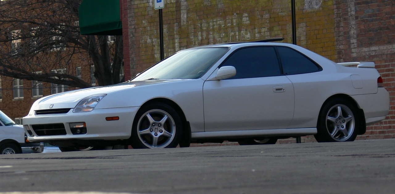 1998 Honda Prelude 5th Gen - Image 8 of 31