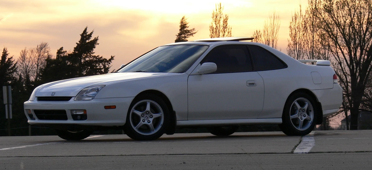 1998 Honda Prelude 5th Gen - Image 11 of 31
