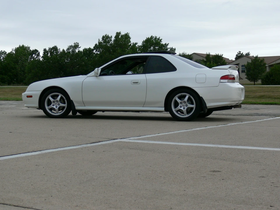 1998 Honda Prelude 5th Gen - Image 17 of 31