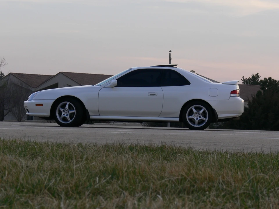 1998 Honda Prelude 5th Gen - Image 15 of 31