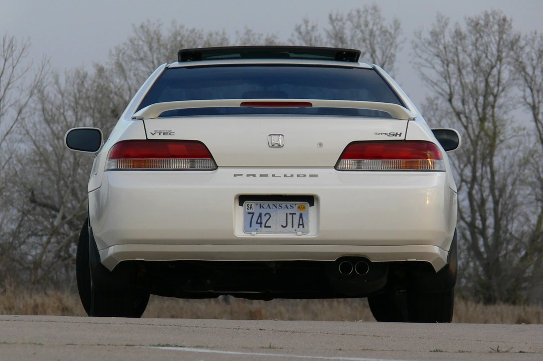 1998 Honda Prelude 5th Gen - Image 19 of 31
