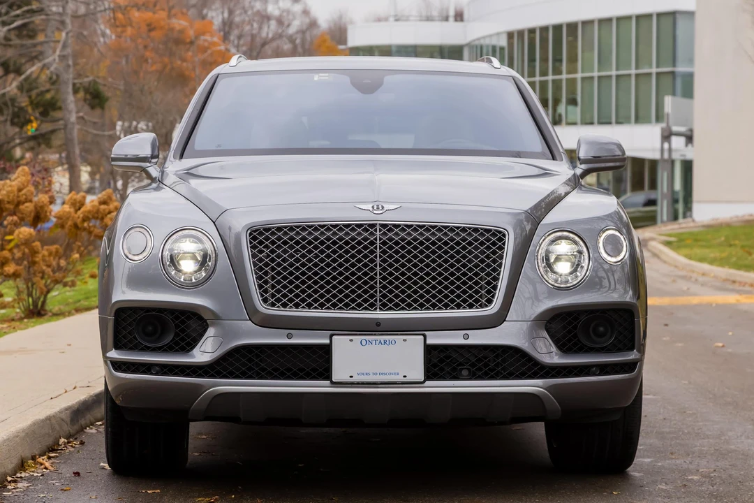 2017 Bentley Bentayga - Image 3 of 31