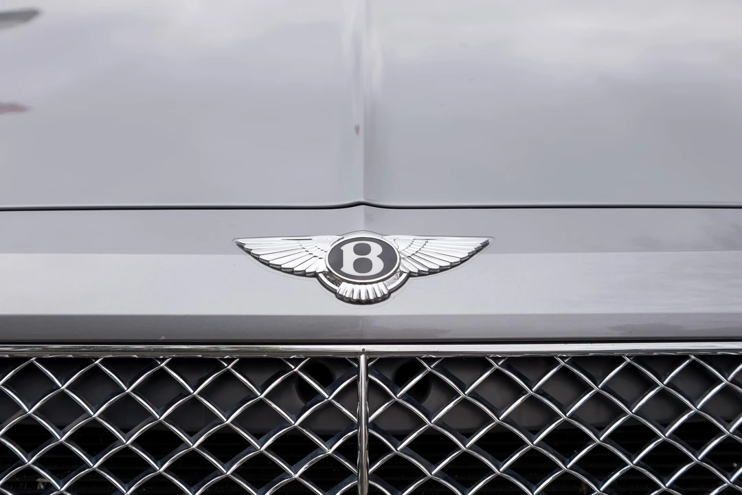 2017 Bentley Bentayga - Image 19 of 31