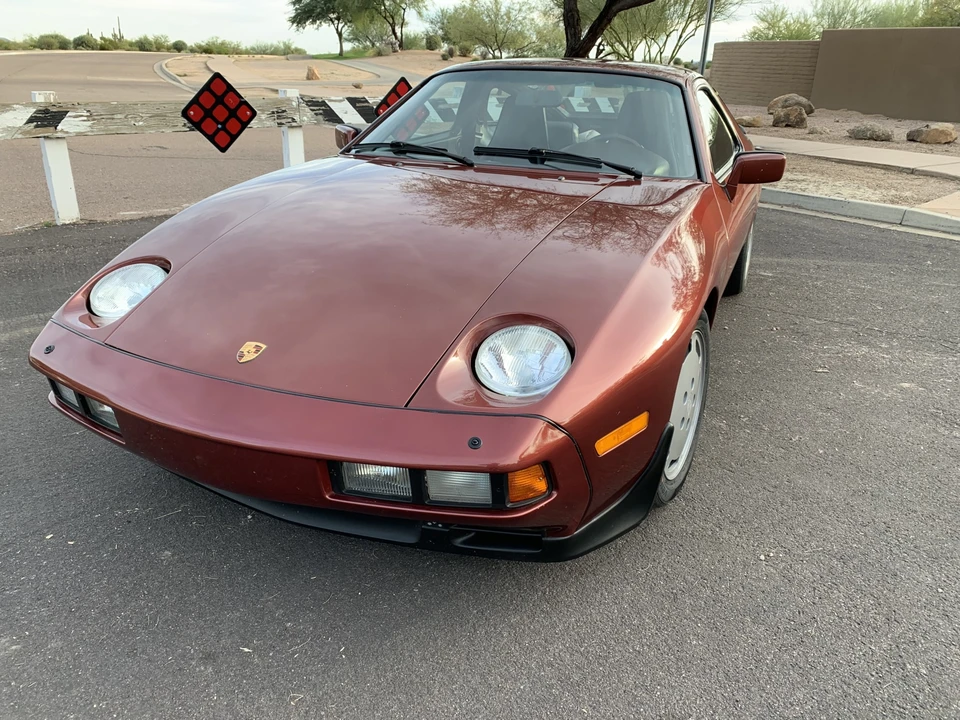 1986 Porsche 928 S - Image 2 of 31