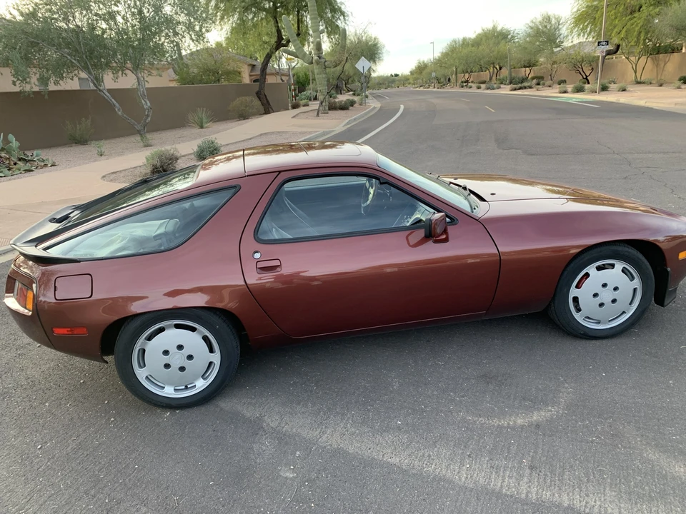 1986 Porsche 928 S - Image 11 of 31