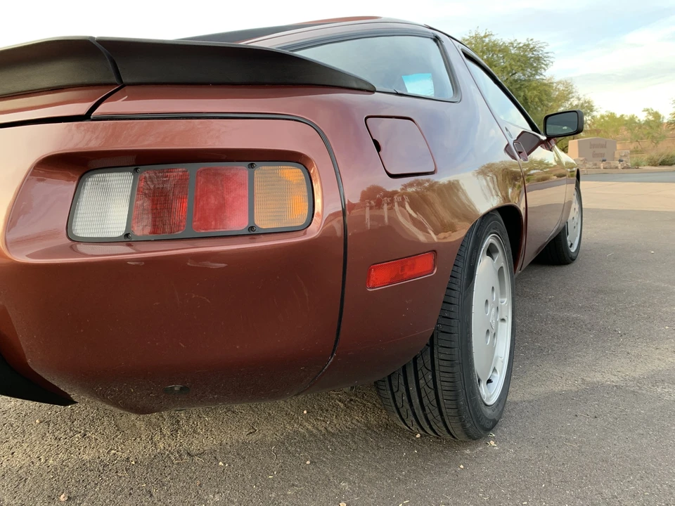 1986 Porsche 928 S - Image 28 of 31
