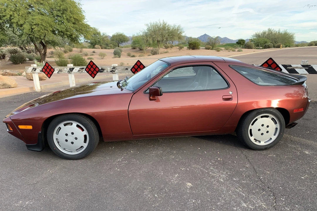 1986 Porsche 928 S - Image 5 of 31