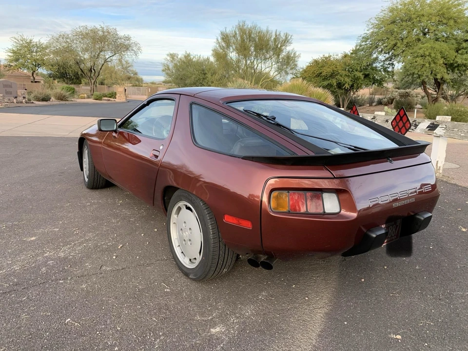 1986 Porsche 928 S - Image 7 of 31