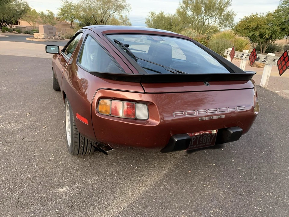 1986 Porsche 928 S - Image 8 of 31