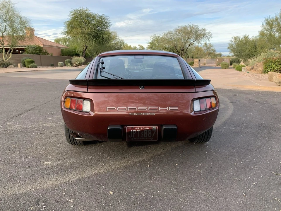1986 Porsche 928 S - Image 9 of 31