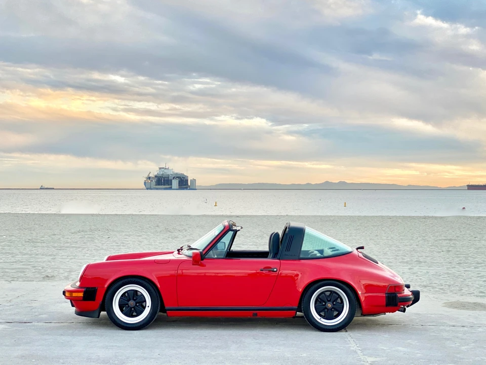 1987 Porsche 911 Carrera 3.2 - Image 2 of 31