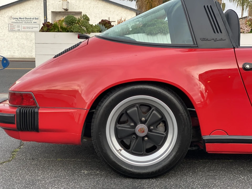 1987 Porsche 911 Carrera 3.2 - Image 16 of 31