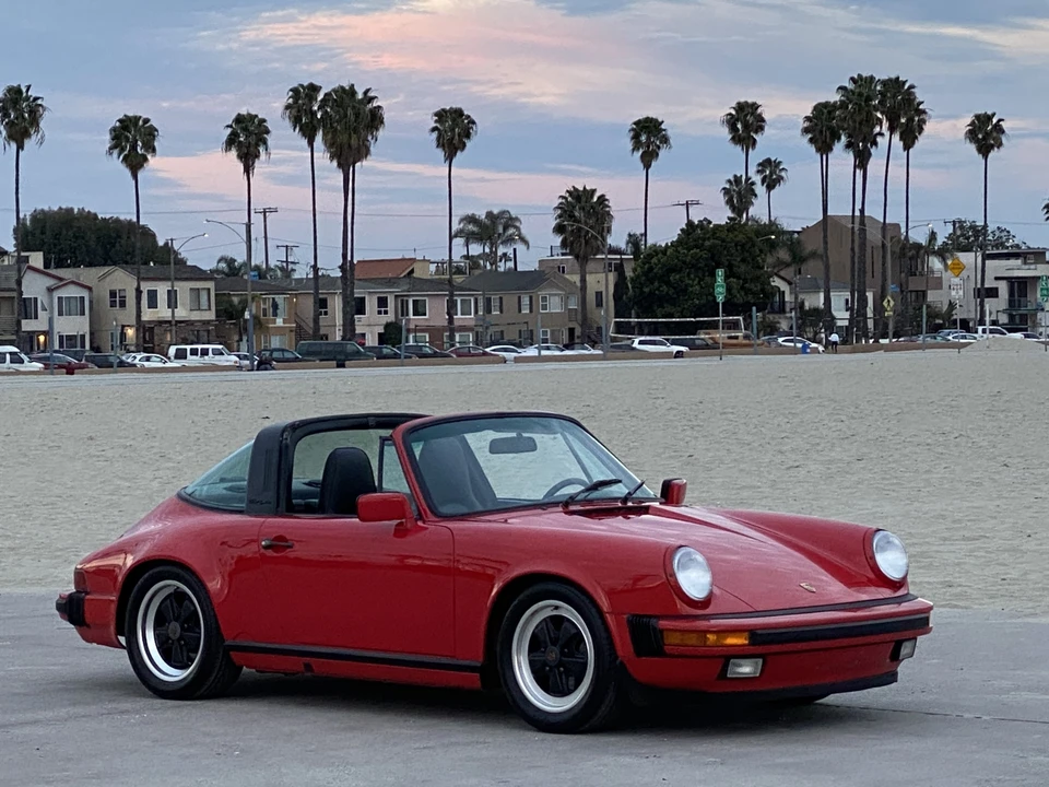 1987 Porsche 911 Carrera 3.2 - Image 9 of 31