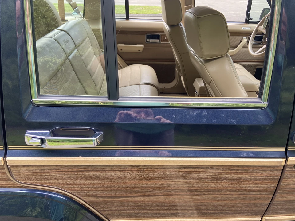 1990 Jeep XJ Wagoneer - Image 17 of 31