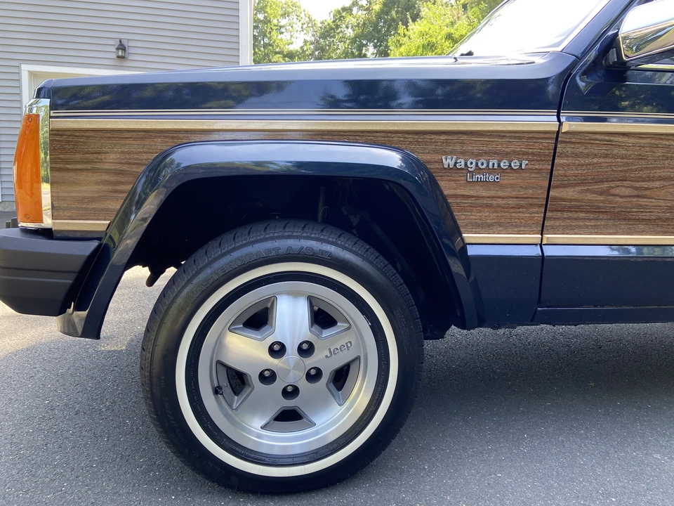 1990 Jeep XJ Wagoneer - Image 28 of 31